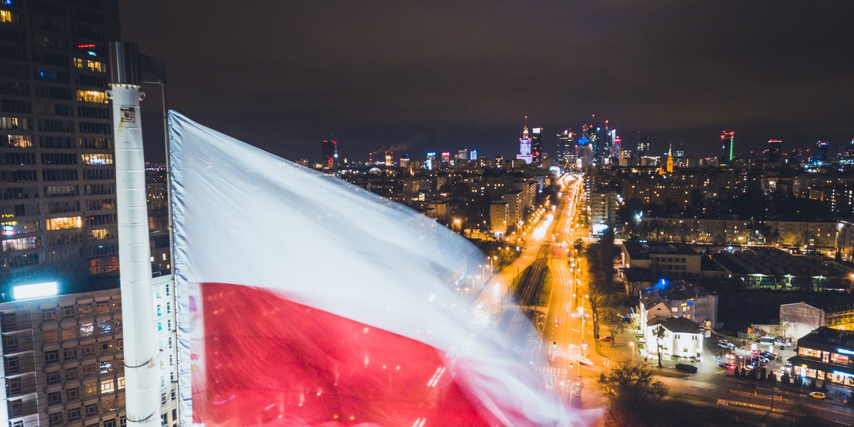 Siła polskiej gospodarki przyczynia się do niskiego bezrobocia i wysokiego nominalnego wzrostu płac (obok czynników demograficznych). Ale oznacza też trudniejszą walkę z inflacją. 