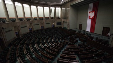 Posłowie stracą na Polskim Ładzie. Ministerstwo szuka rozwiązań?