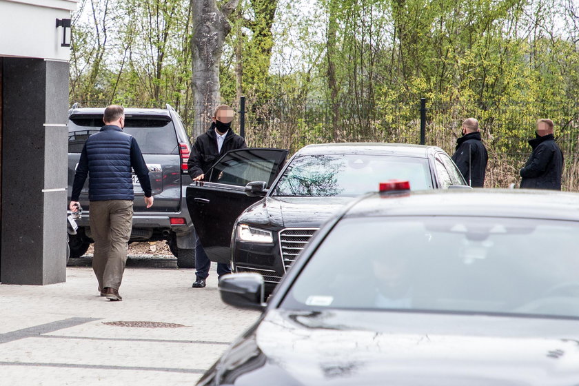 Prezydent Andrzej Duda dogląda swojej willi