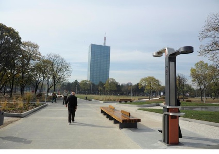 "Drvo" sa bežičnim internetom