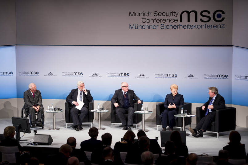 Stało się to przy okazji ostrej wymiany zdań z ministrem spraw zagranicznych Witoldem Waszczykowskim podczas piątkowej konferencji bezpieczeństwa w Monachium.