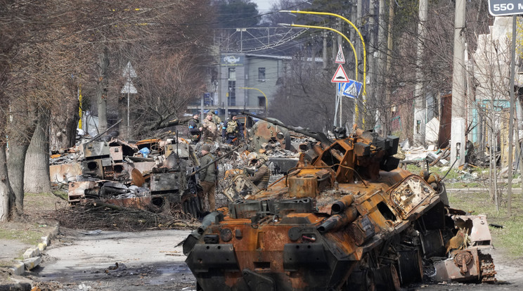 A Vatican News szerint a két nőre és családtagjaikra orosz tank támadt rá / Fotó: MTI/AP/Efrem Lukackij