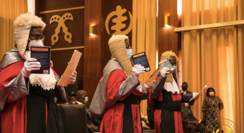 Akufo-Addo swears in six Court of Appeal justices