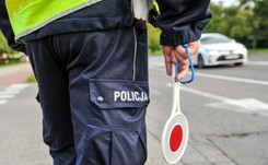 Komendant policji zatrzymany za jazdę kontrbuspasem. Afera w Gdyni