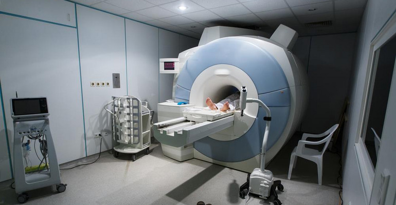 Rezonans magnetyczny – kiedy warto wykonać i jak się do niego przygotować?