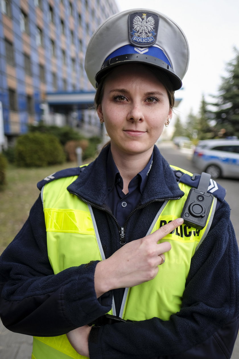 Policjanci z Katowic mają kamerki!