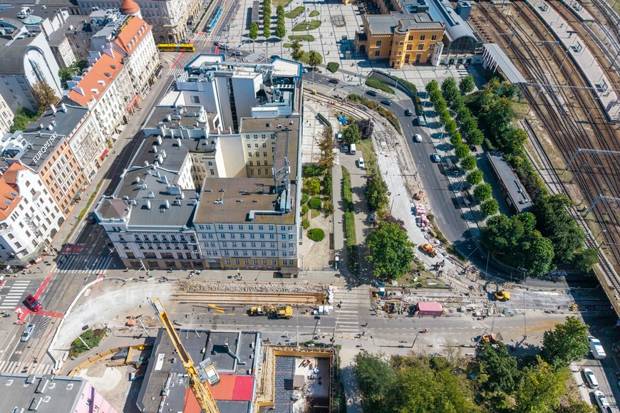Remont torowiska na ul. Stawowej i Peronowej trwa w najlepsze