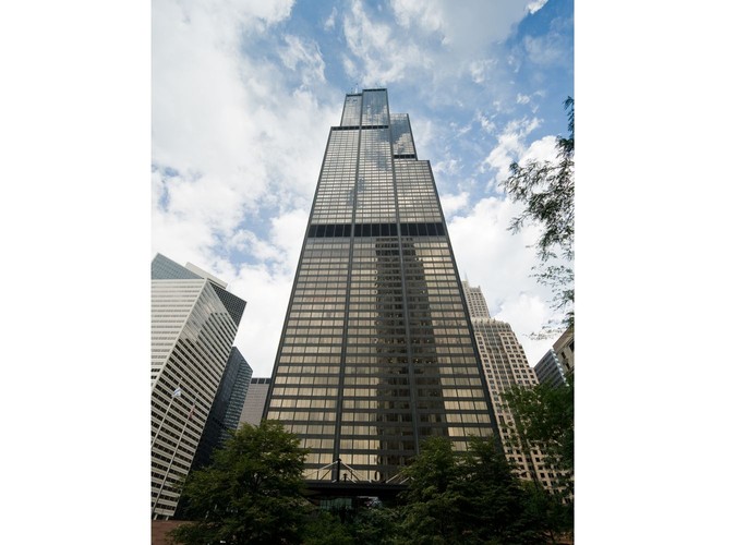 Willis Tower (dawniej Sears Tower) w Chicaco - wysokość 442 metry, ukończony w 1973 roku