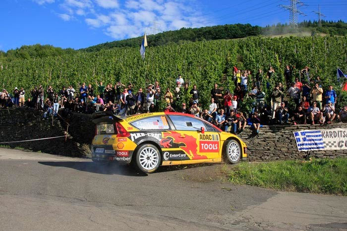 Rajd Niemiec 2010: Loeb liderem, Kościuszko na łące (1. etap, fot. Rallyworld©Willy Weyens)