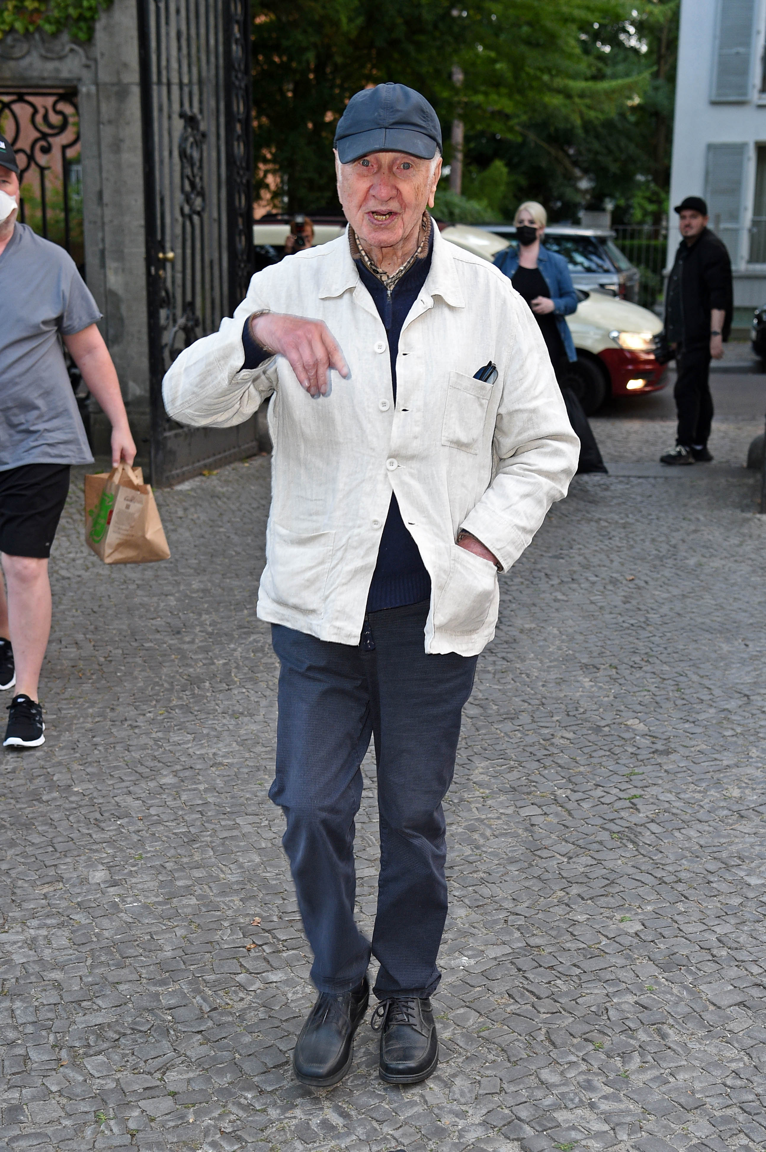 Wegen AfD und Antisemitismus: Mueller-Stahl erwägt Auswandern