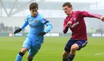 Wychował się w Realu Madryt, grał w Manchesterze City, dołączył do Śląska Wrocław. Hitowy transfer