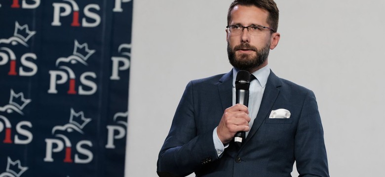 Fogiel podliczył Tuska: Zarobił tyle, co poseł zarobiłby przez 68 lat
