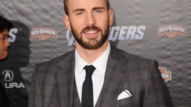 Chris Evans nie szuka urodziwej dziewczyny