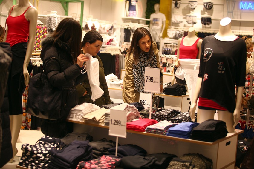 Šopingholičarke nisu odolele popustima