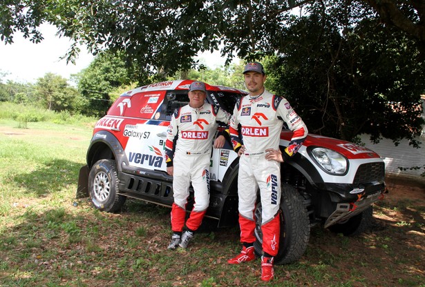 Rajd Dakar: Przygoński 12. kierowcą po dwóch etapach, Loeb liderem