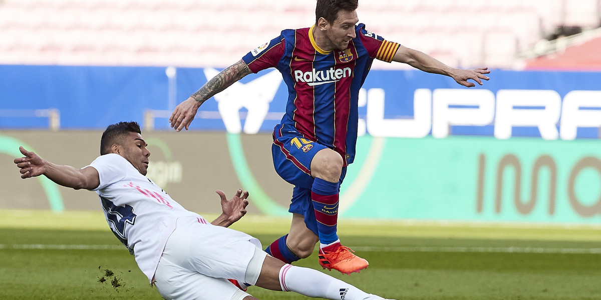 Casemiro - Real Madryt (z lewej) i Lionel Messi - FC Barcelona ( z prawej)
