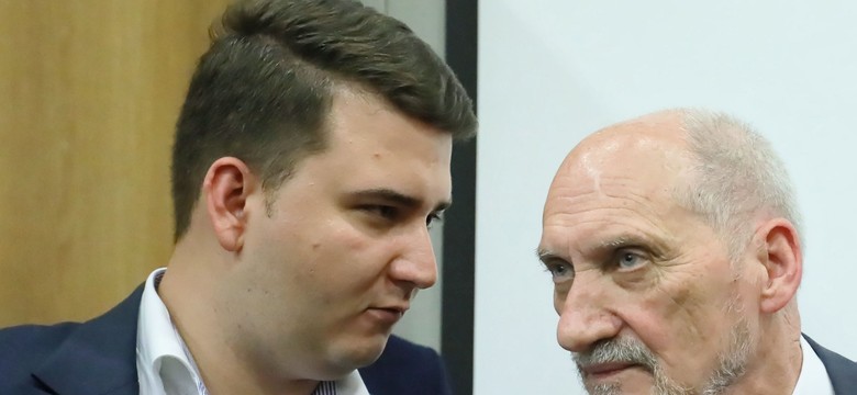 Niespodziewany zwrot akcji. Vega przeprasza Misiewicza. "Jestem katolikiem, żałuję"