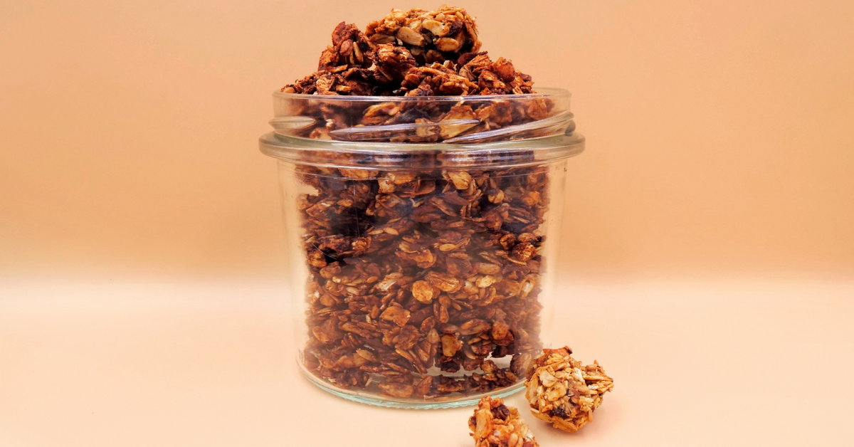 Granola cu nuci de casă – O alternativă sănătoasă și delicioasă la chipsuri