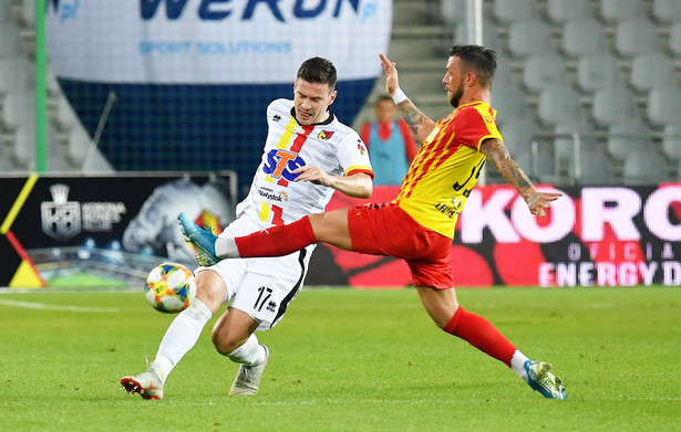 Ekstraklasa: Korona przegrała czwarty mecz z rzędu. Jagiellonia po trzecim kolejnym zwycięstwie została liderem