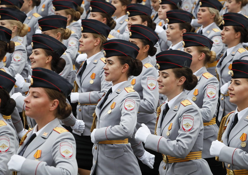 Skandal na defiladzie w Rosji. Modelki z Instagrama zamiast weteranów