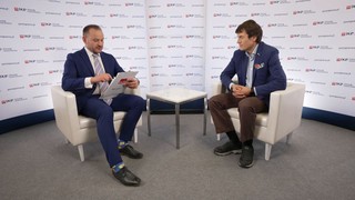 Sztuczna inteligencja w Polsce: Polacy coraz chętniej z niej korzystają