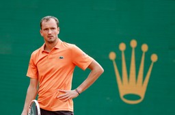 skandaliczne zachowanie rosyjskiego tenisisty. sceny na korcie w monte carlo