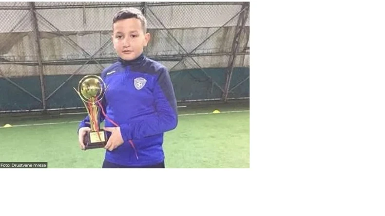 Stradao dečak na KIM