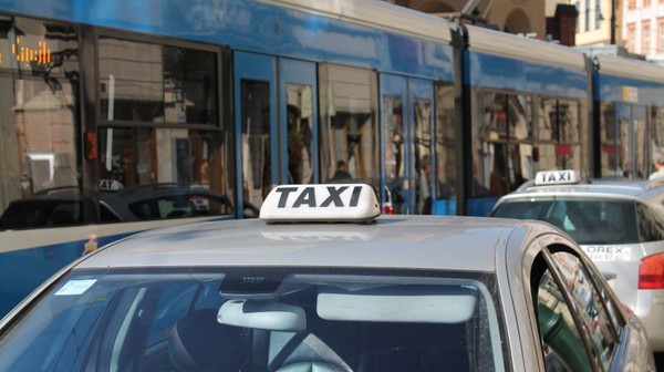 Droższe TAXI