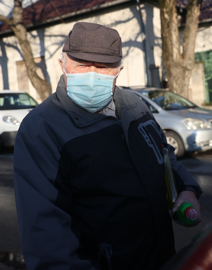 Mihály szerint sokan nem veszik komolyan a hírt / Fotó: Zsolnai Péter