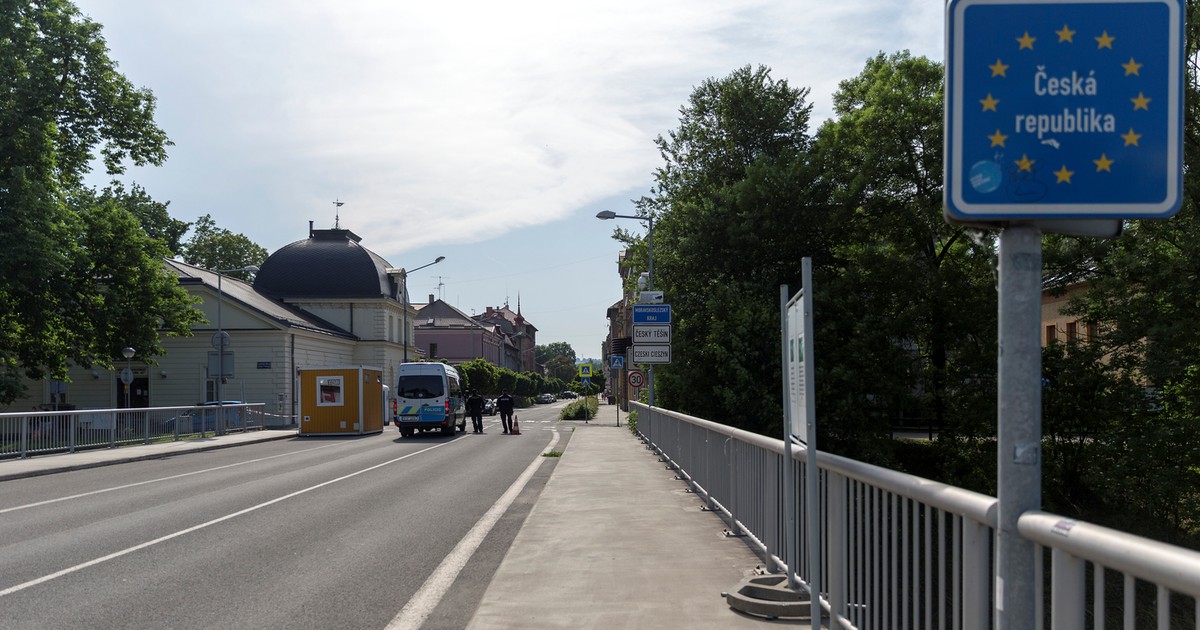 Česká republika a Slovensko.  Češi jezdí do Polska za nákupy.  Ceny