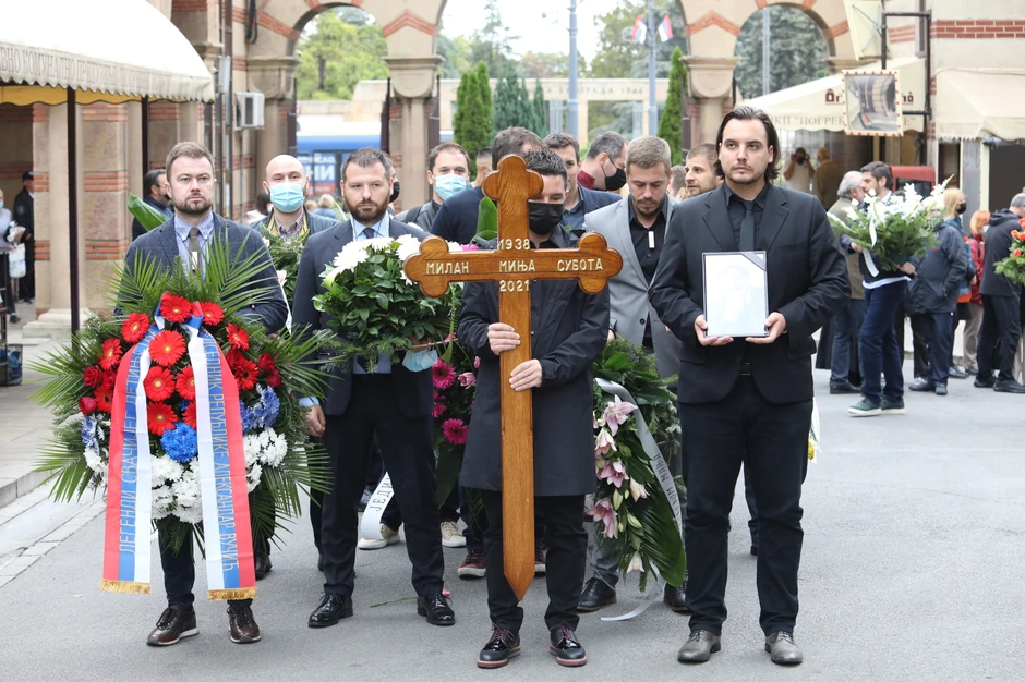 Sahrana Minje Subote, venac od Vučića