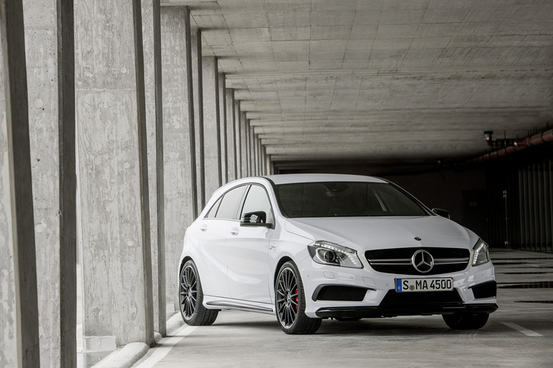 Mercedes-Benz A45 AMG ma 360 KM