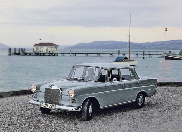 Mercedes-Benz W110