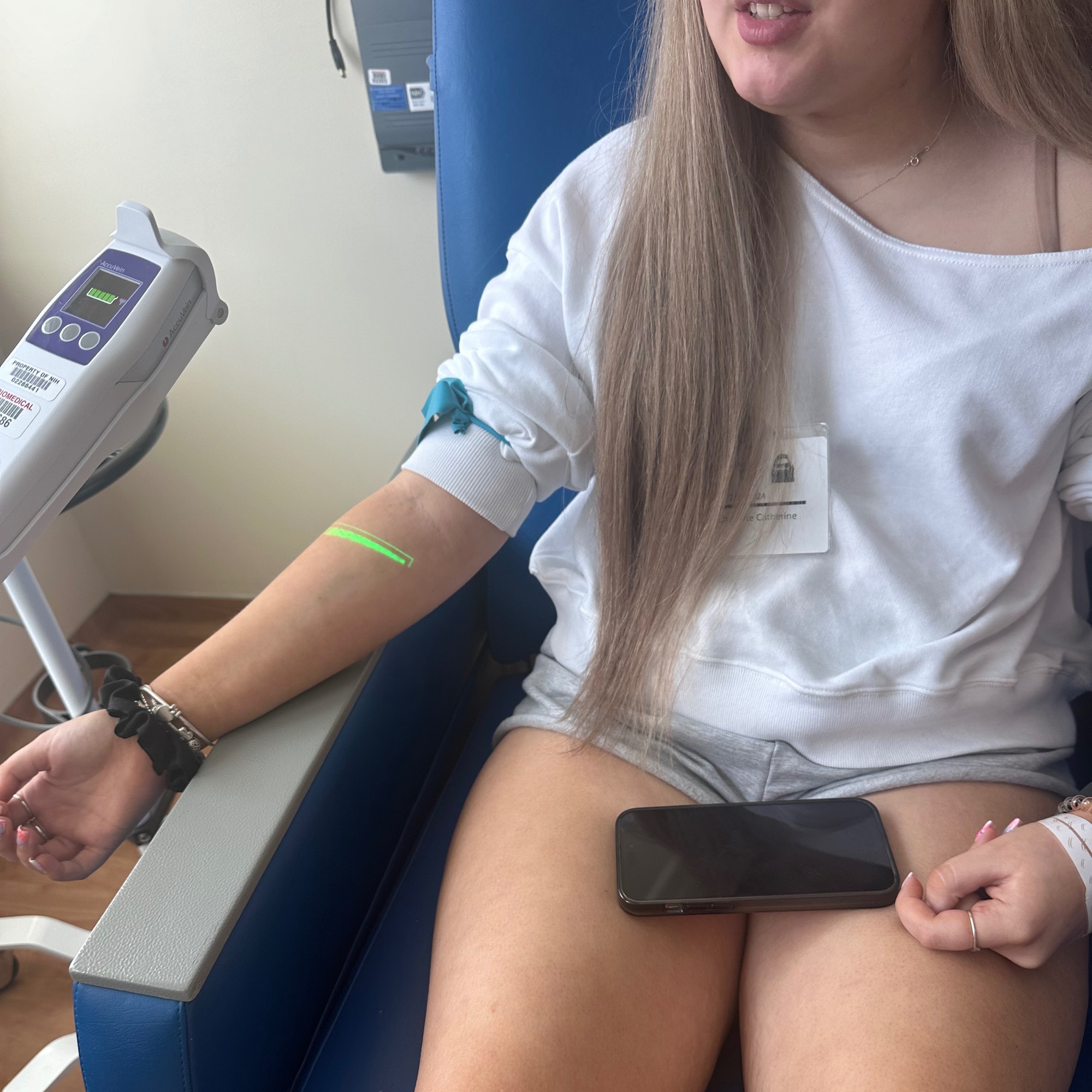 Madi pôvodne diagnostikovali úzkosť a depresiu, no rodina neskôr zistila, že trpí karcinómom kôry nadobličiek.