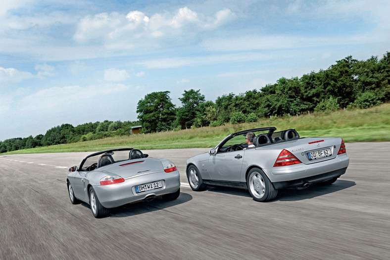 Mercedes SLK kontra Porsche Boxster - hełm czy może kaptur