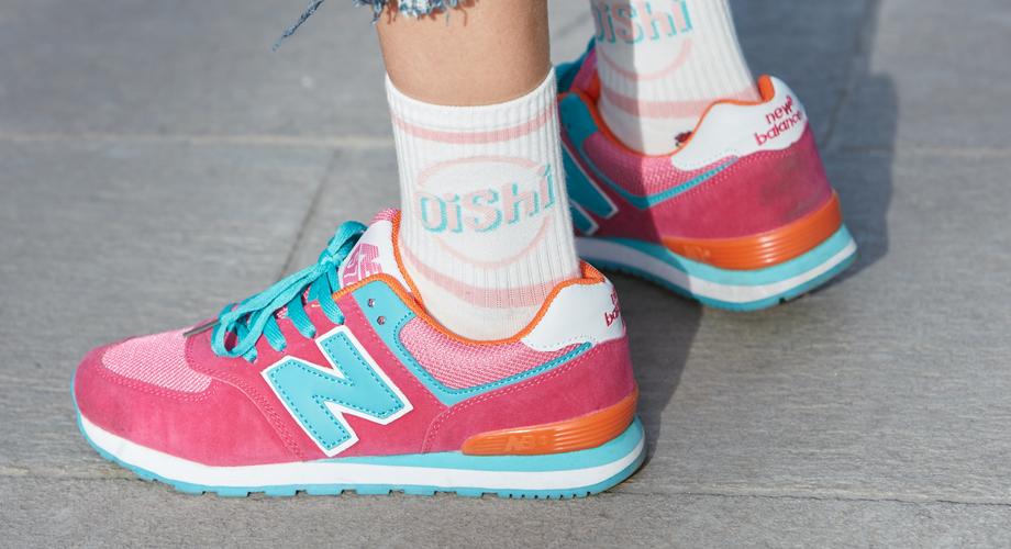 Sneakersy New Balance z wyprzedaży. Hity nawet o połowę taniej! 