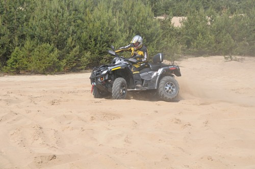 Prównanie mocnych quadów - Can-am Outlander 800R Max LTD kontra Can-am Outlander 800R