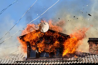 Podatek od nieruchomości. Czy budynek po pożarze wciąż jest opodatkowany?