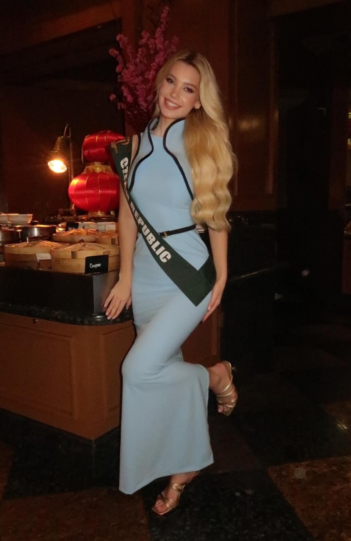 Natálie Puškinová je Miss Earth.