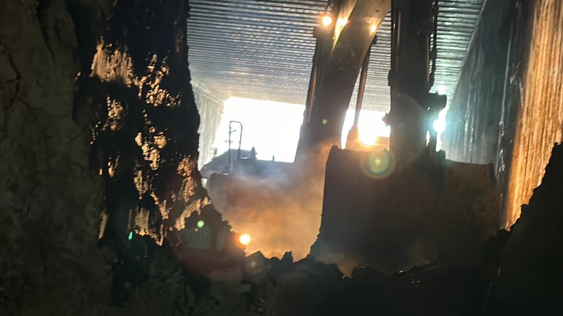 Probijen tunel " Beli potok"