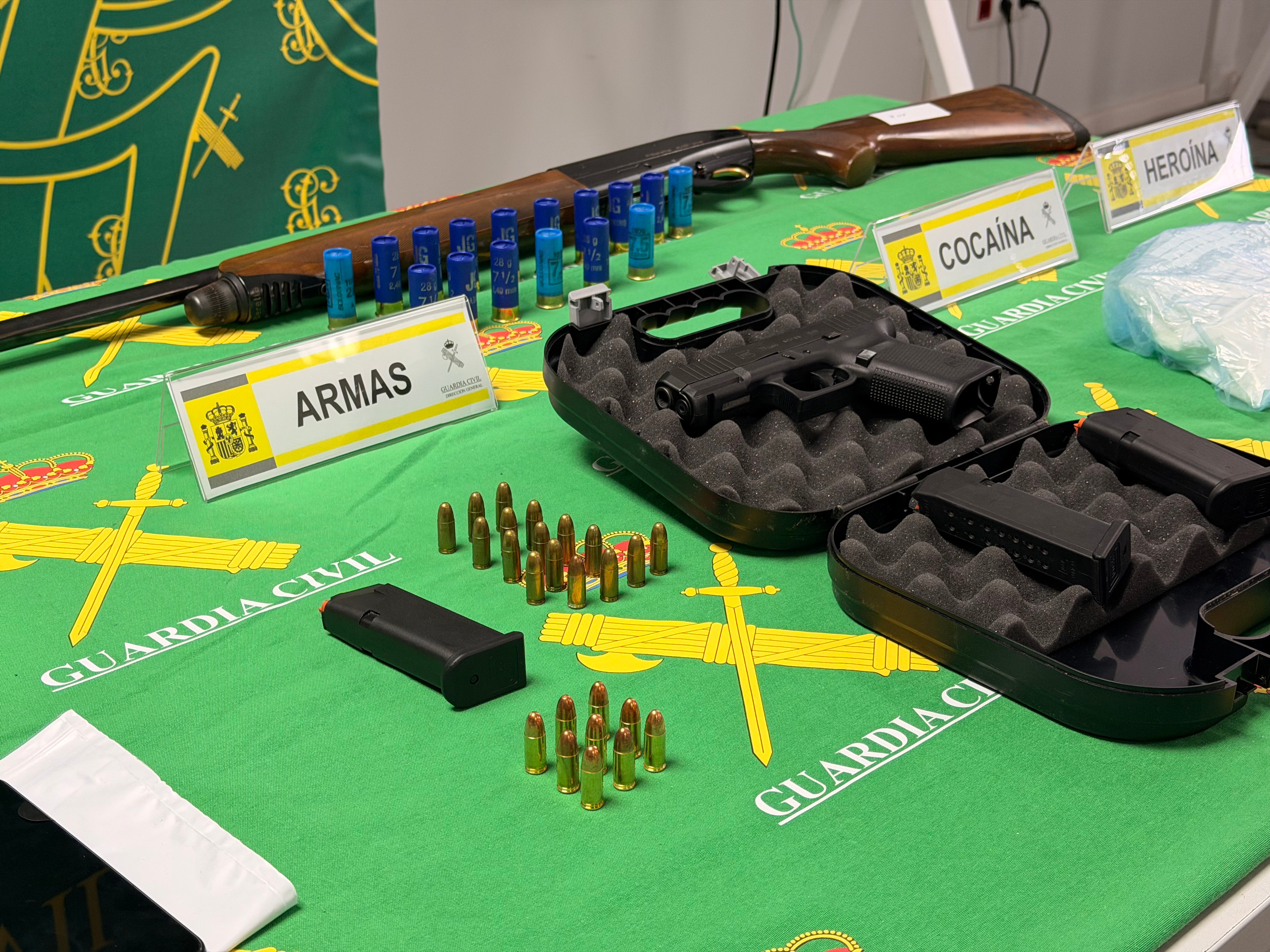 21 detenidos por vender armas ilegales al triple del precio en Madrid