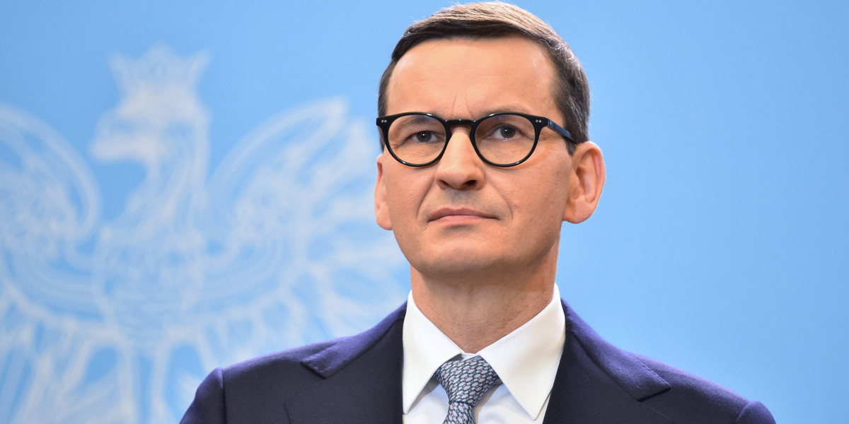 Premier Mateusz Morawiecki broni Polskiego Ładu. 