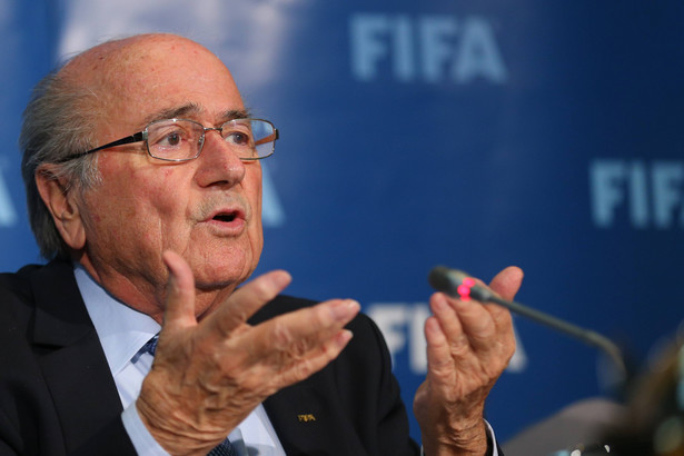 Blatter oskarża Platiniego o groźby. Szef UEFA miał straszyć prezydenta FIFA więzieniem