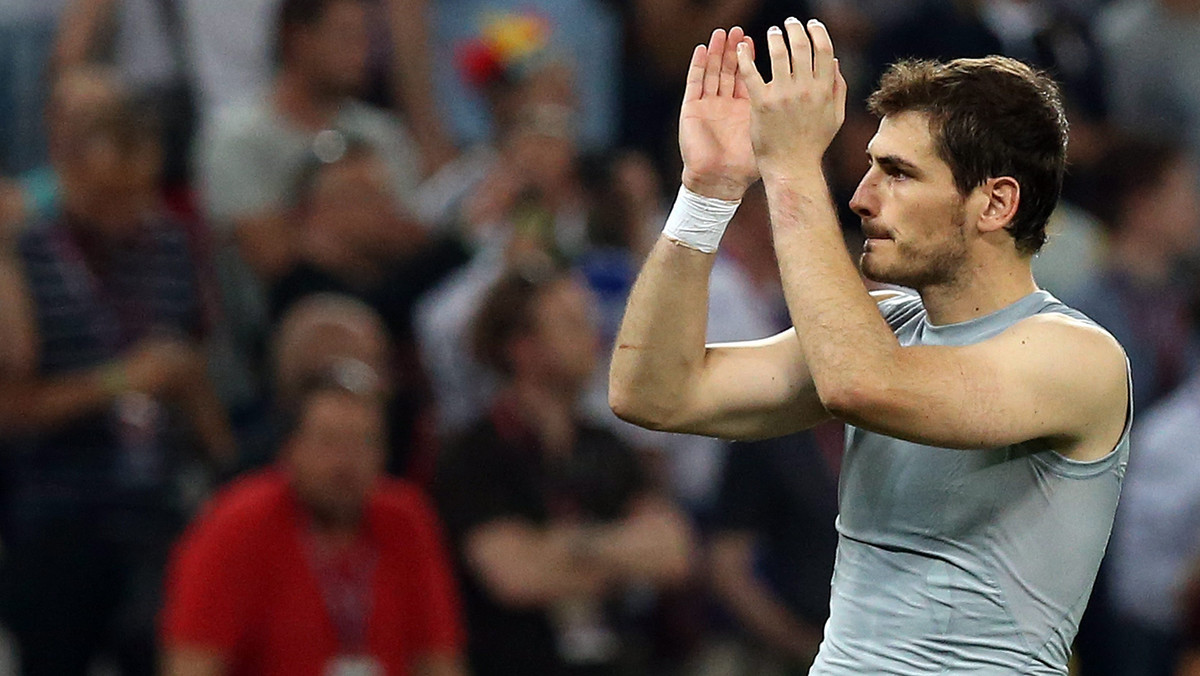 Reprezentacja Hiszpanii wygrała w Doniecku 2:0 (1:0) z Francją w ćwierćfinale piłkarskich mistrzostw Europy. Kapitan obrońców tytułu Iker Casillas powiedział po meczu, że jest bardzo dumny z zespołu, ponieważ osiągnął już wiele na tym turnieju.