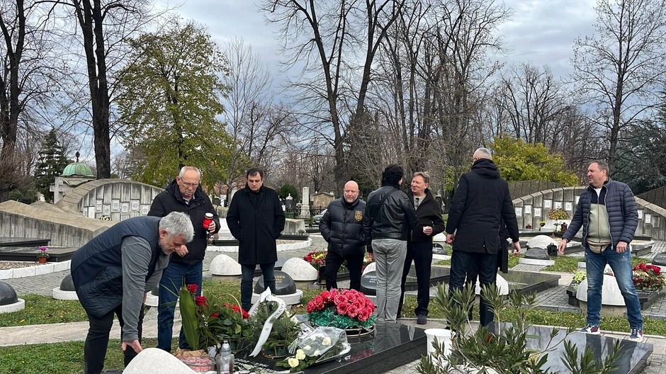 Acko Nezirović na pomenu Džeju