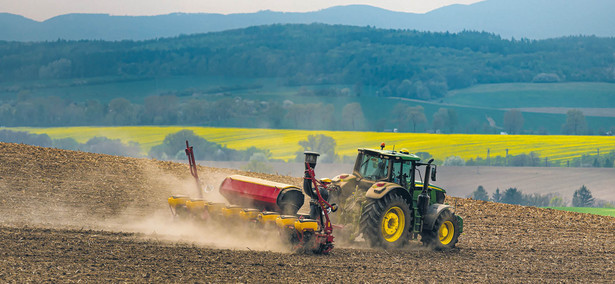 Rozporządzenie unijne łagodzące Zielony Ład dla rolników wchodzi w życie 25 maja