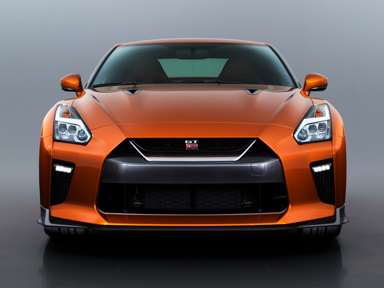 Nissan GT-R 2016