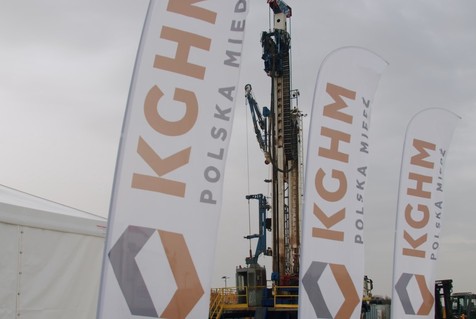 Miliardy euro i dekada współpracy. KGHM przedłuża strategiczny kontrakt