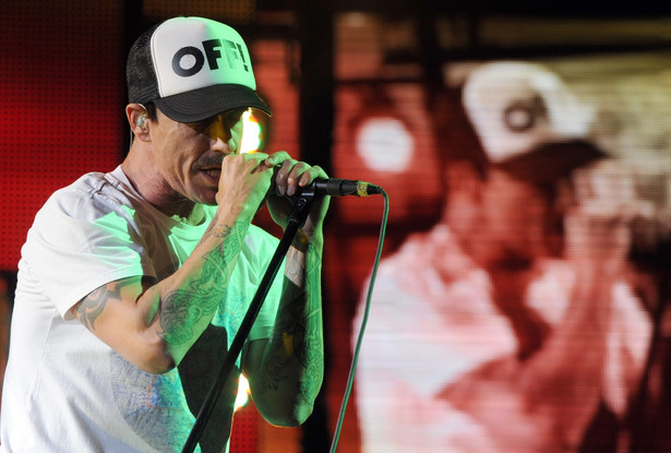 Red Hot Chili Peppers wrzucają do sieci kolejne kawałki