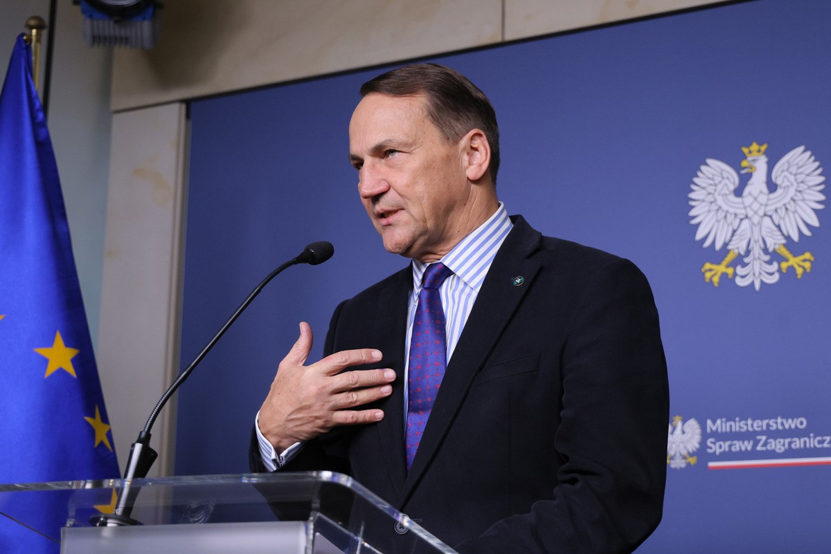 Radosław Sikorski ostrzega w Indiach. "Nie ufajcie Rosji"